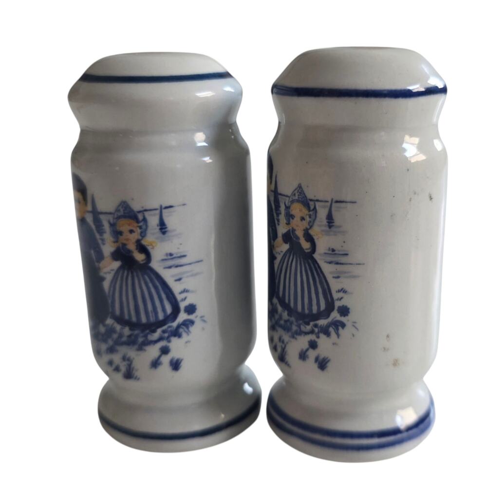 Vintage Delft Blue & White Dutch Hand Painted Salt Pepper Set - Picture 4 of 9